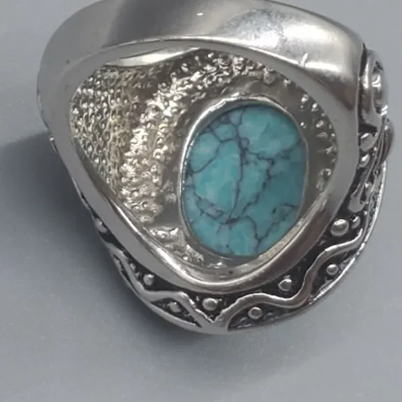 Southwest Style Ring Silver Tone Studded Blue Center Boho size 6.75 - Picture 6 of 8